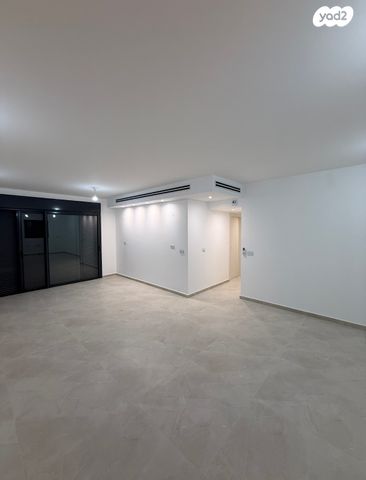 הרב מרדכי אליהו 21