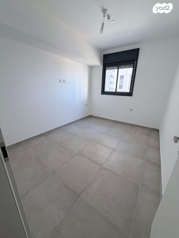 דירה, הרב מרדכי אליהו 17, כרמי הנדיב, אחוזת רוטנר, קרית מלאכי