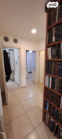 דירה, רפאל בר לביא 11, חומת שמואל, הר חומה, ירושלים