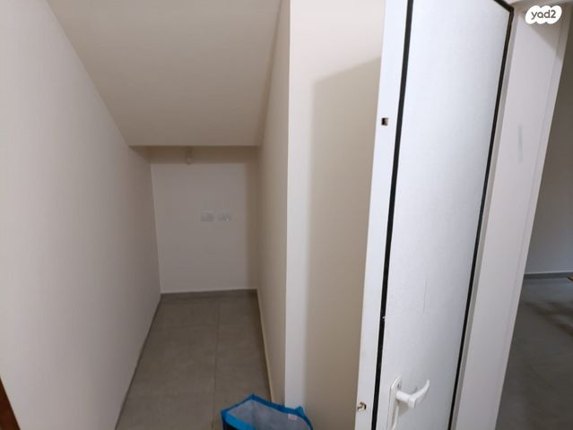 דירת גן, דרך העצמאות 68, וורבורג, בנימינה גבעת עדה