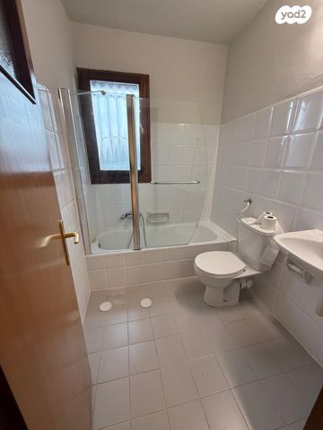 דירה, חיים בג'איו 9, קטמון הישנה, ירושלים