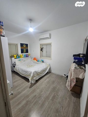 דירה, השרון 14, רסקו א', חולון