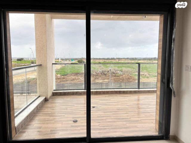 דירה, שדרות הגליל 32, בת חפר, בת חפר