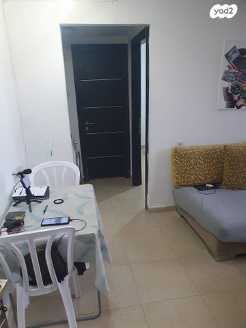 אבא ברדיצ'ב 4