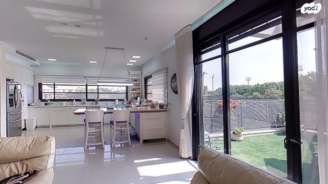 בית פרטי/ קוטג', הר תבור 123, הפארק, כפר סבא