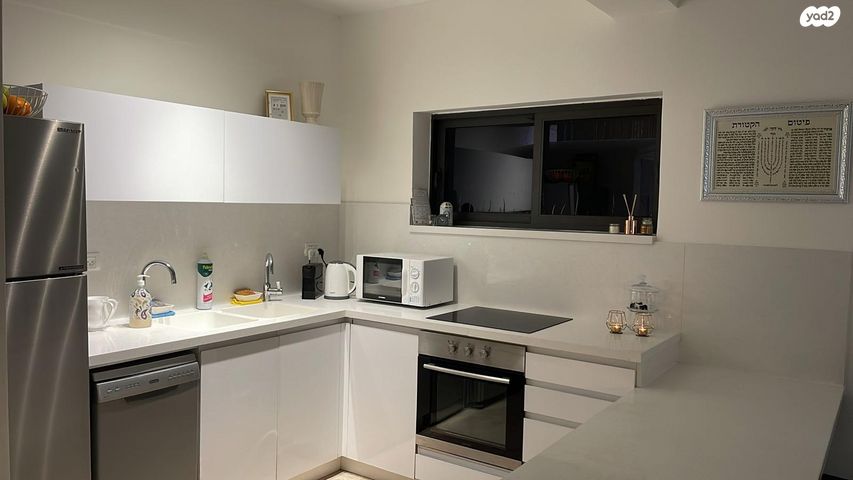 דירה, רמב"ן 59, רחביה, ירושלים