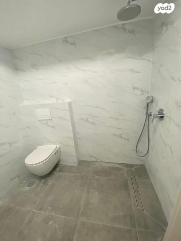 דירה, ביאליק 43, מרכז, קרית עבודה, חולון