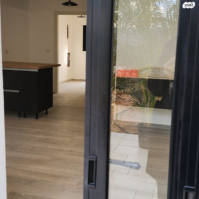 בית פרטי/ קוטג', הרב שלום יצחק הלוי 5, גני אילן, קרית אונו