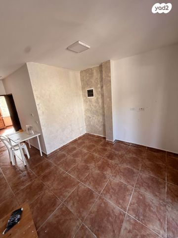 יחידת דיור, יסמין 7, מורד ההר, שלומי