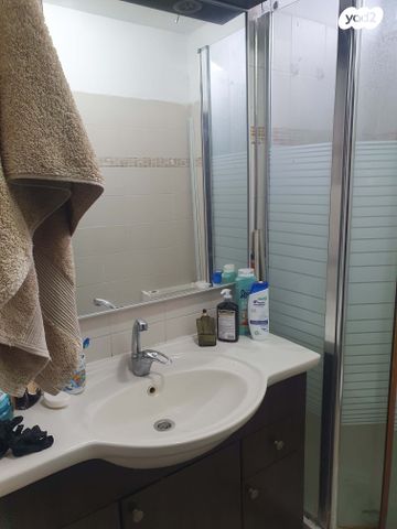 דירה, אבא ברדיצ'ב 4, הגבול רוטשילד, בת ים