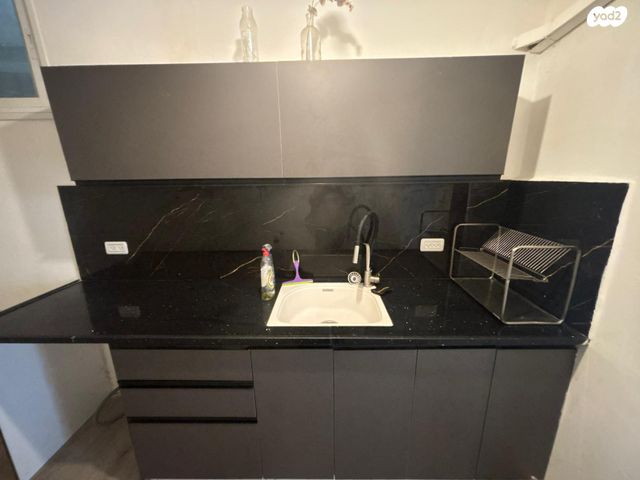 סטודיו/ לופט, שוקן 12, גבעת הרצל, אזור המלאכה יפו, תל אביב יפו