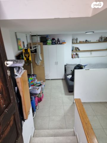 דירה, עופרה 9, קרית יערים, גבעת זאב