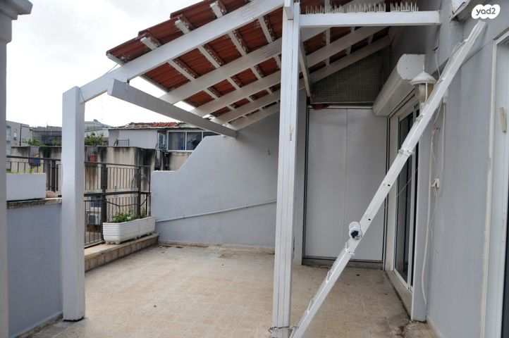 אבן גבירול 14