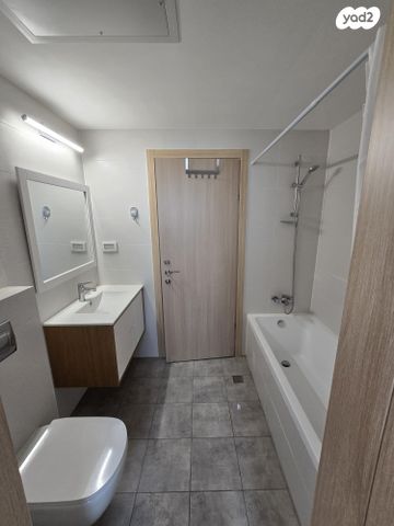 דירה, הנרייטה סולד 42, שעריה, פתח תקווה