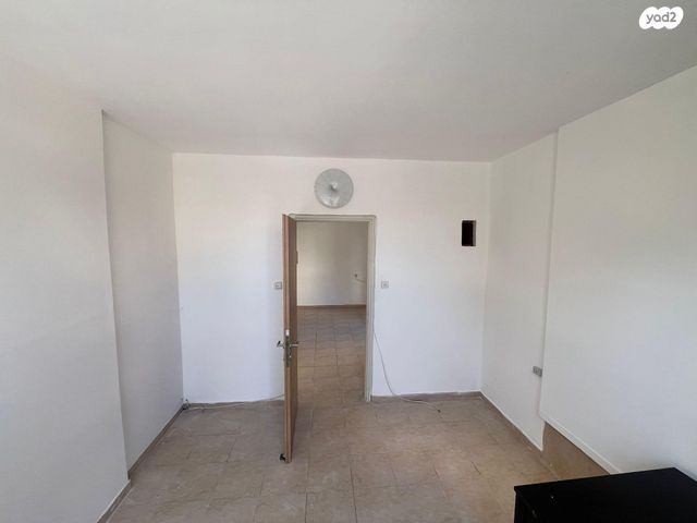 דירה, טרומן 22, נגבה, רמת גן