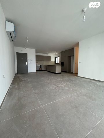 דירה, הרב מרדכי אליהו 9, כרמי הנדיב, אחוזת רוטנר, קרית מלאכי