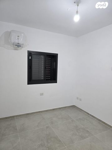 דירה, הנרייטה סולד 42, שעריה, פתח תקווה