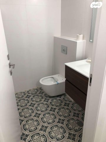 דירה, ירושלים 12, שאר העיר, גבעת שמואל