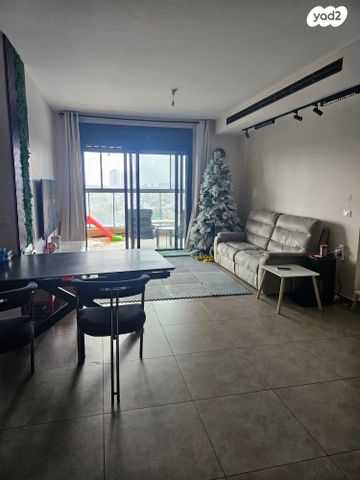 דירה, גאולה כהן 1, נאות פרס, רמלה