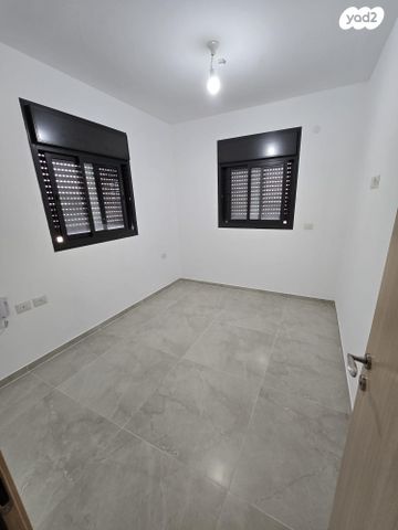 דירה, הנרייטה סולד 42, שעריה, פתח תקווה