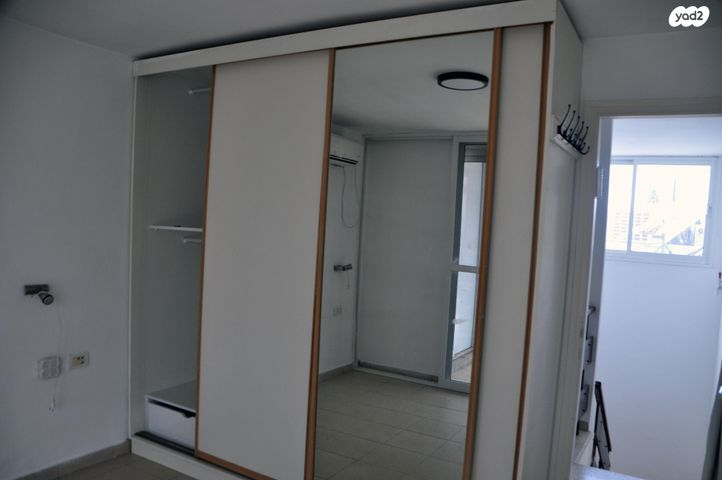 גג/ פנטהאוז, אבן גבירול 14, מרכז, הרצליה