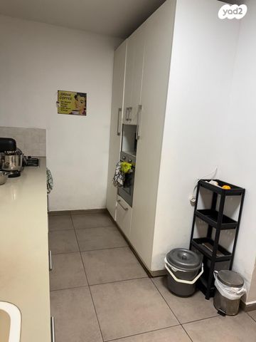 דירה, רמב"ם 25, גבעת הרמבם, גבעתיים