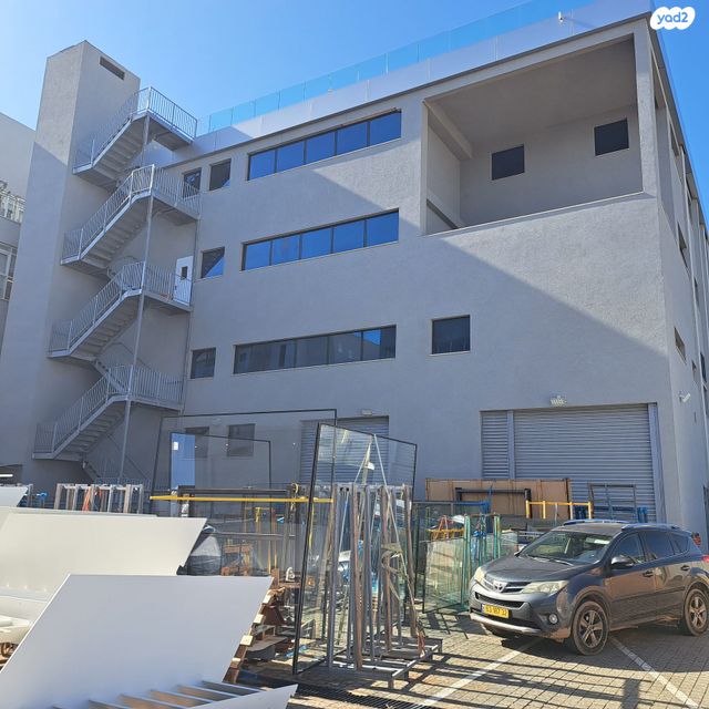 חנויות/ שטח מסחרי, האלה 30, אזור תעשיה, אבן יהודה