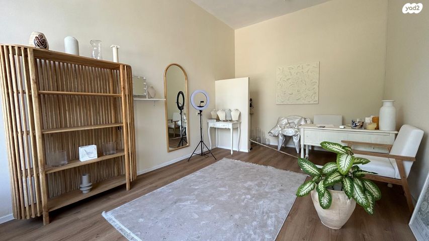 אנצו סירני 2