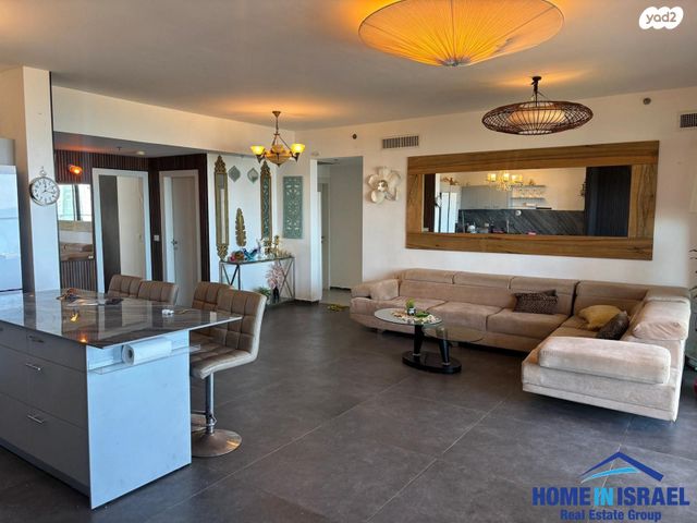 דירה, ארצי שרמן, גלי הים, נתניה