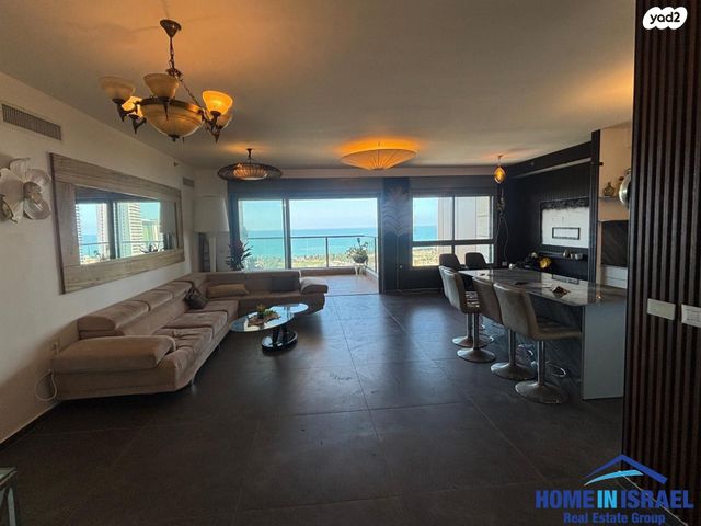 דירה, ארצי שרמן, גלי הים, נתניה