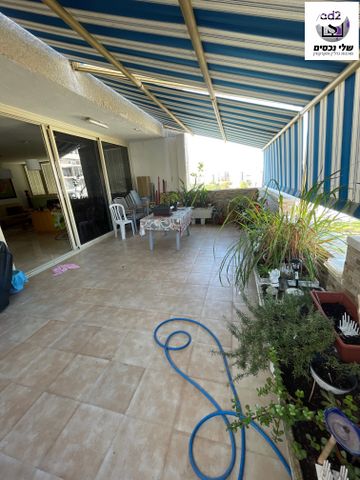 גג/ פנטהאוז, הצוללים, רובע ד', אשדוד