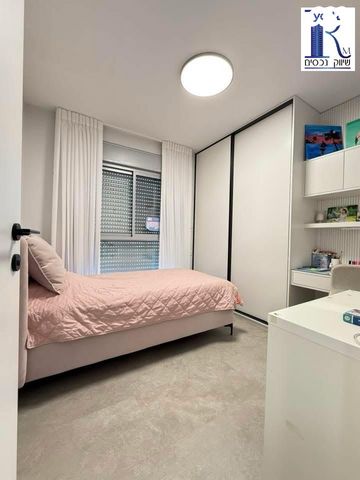 דירה, יעקב פיכמן 1, קרית אילון, חולון