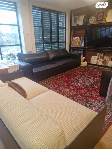 דירה, הרב יהודה צבי מלצר, א' / צפון מזרח העיר, רחובות