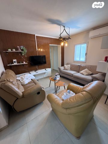 יגאל אלון 55