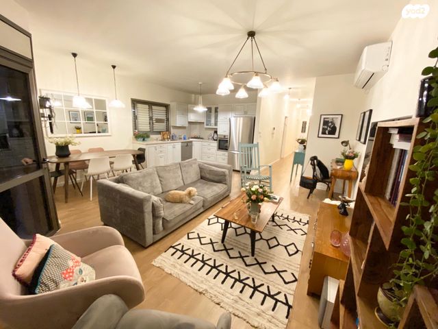 דירה, החיצון, שכונת הראשונים, רמת גן