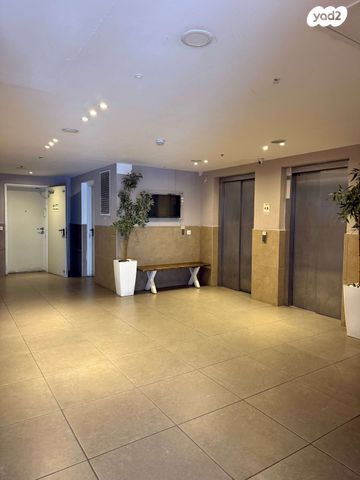 דירה, אלחריזי, רמת חן ובן ציון, נתניה