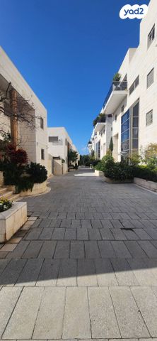 דירה, מרדכי זעירא 9, המשתלה, תל אביב יפו