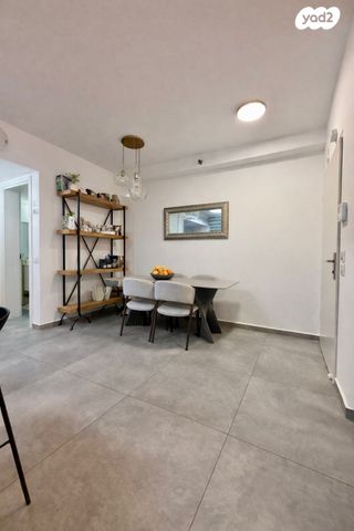 דירה, אור ים, אור עקיבא