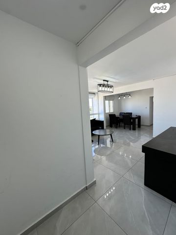 דירה, הגבורה 13, הקוממיות, קרית גת