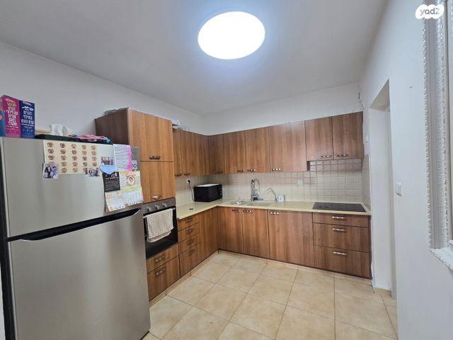 דירה, הרב כלפון משה הכהן, חומת שמואל, הר חומה, ירושלים