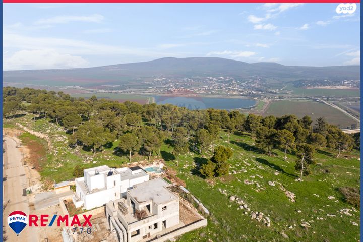 בית פרטי/ קוטג', נורית