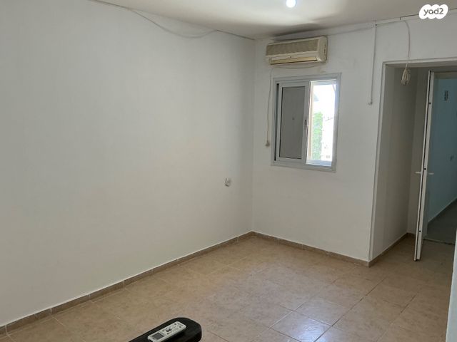 דירה, אבן גבירול 8, נאות אשכול, שדרות