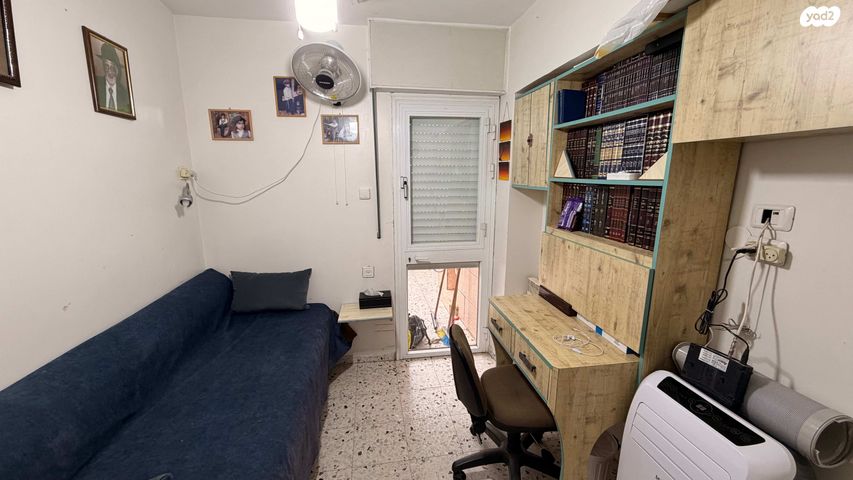 דירה, קהילות שו"ם, רמות, ירושלים