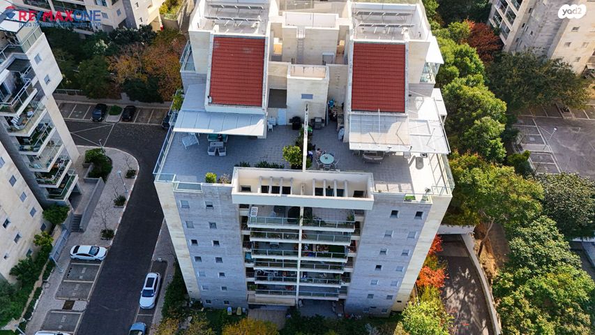 גג/ פנטהאוז, שלמה וחיה אנגל, כפר סבא הירוקה, כפר סבא