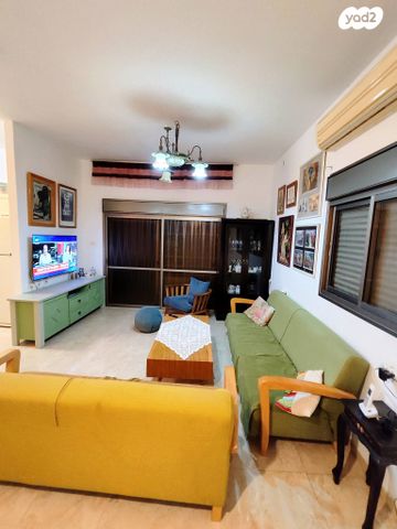 יצחק ולבר 55