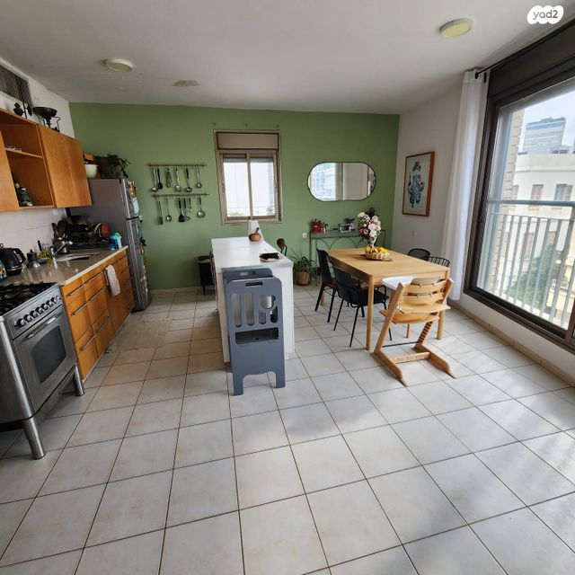 דירה, הרב קוק 21, כרם התימנים, תל אביב יפו