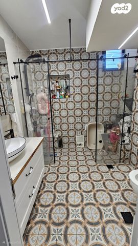 דירה, אלברט איינשטיין 30, לוד