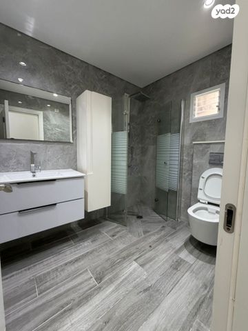 דירה, גולדה מאיר, קרית ים ד', קרית ים