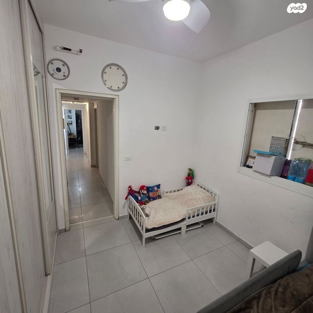 דירה, יוסף שפרינצק, אחדות, פתח תקווה