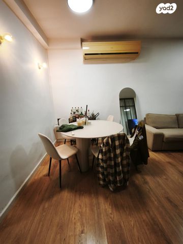 דירה, מניה שוחט, רמז, מערב ותיק, ראשון לציון